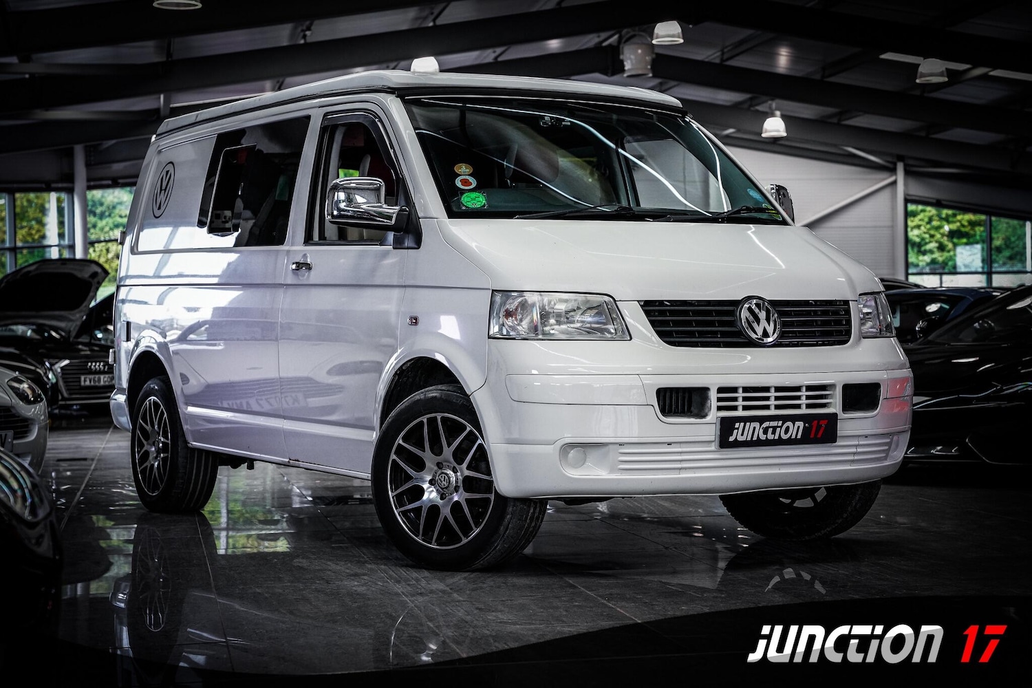 Used Volkswagen Transporter 2009 for sale - 76660477: Photo 1