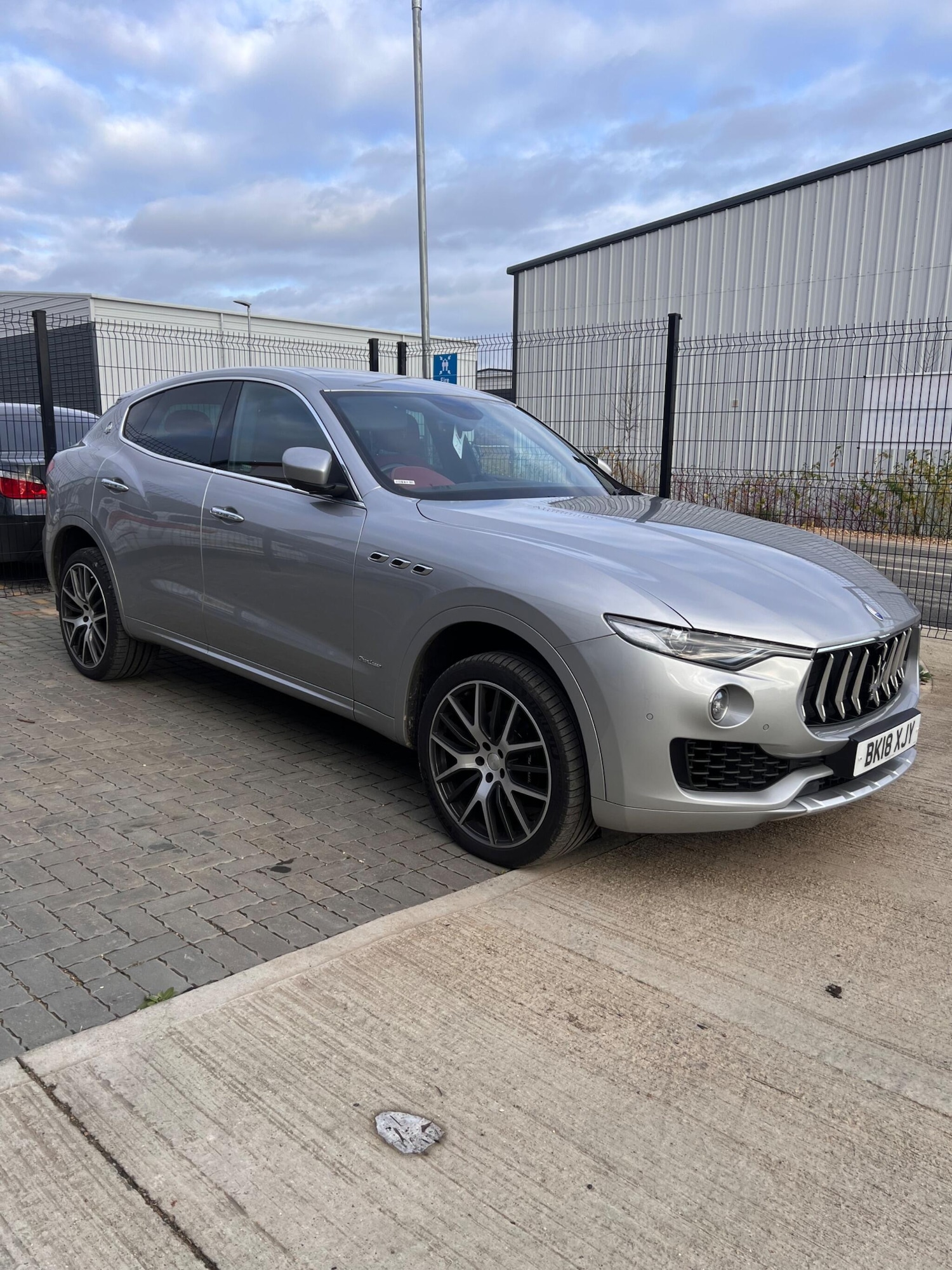 Used Maserati Levante 2018 for sale - 76952422: Photo 1