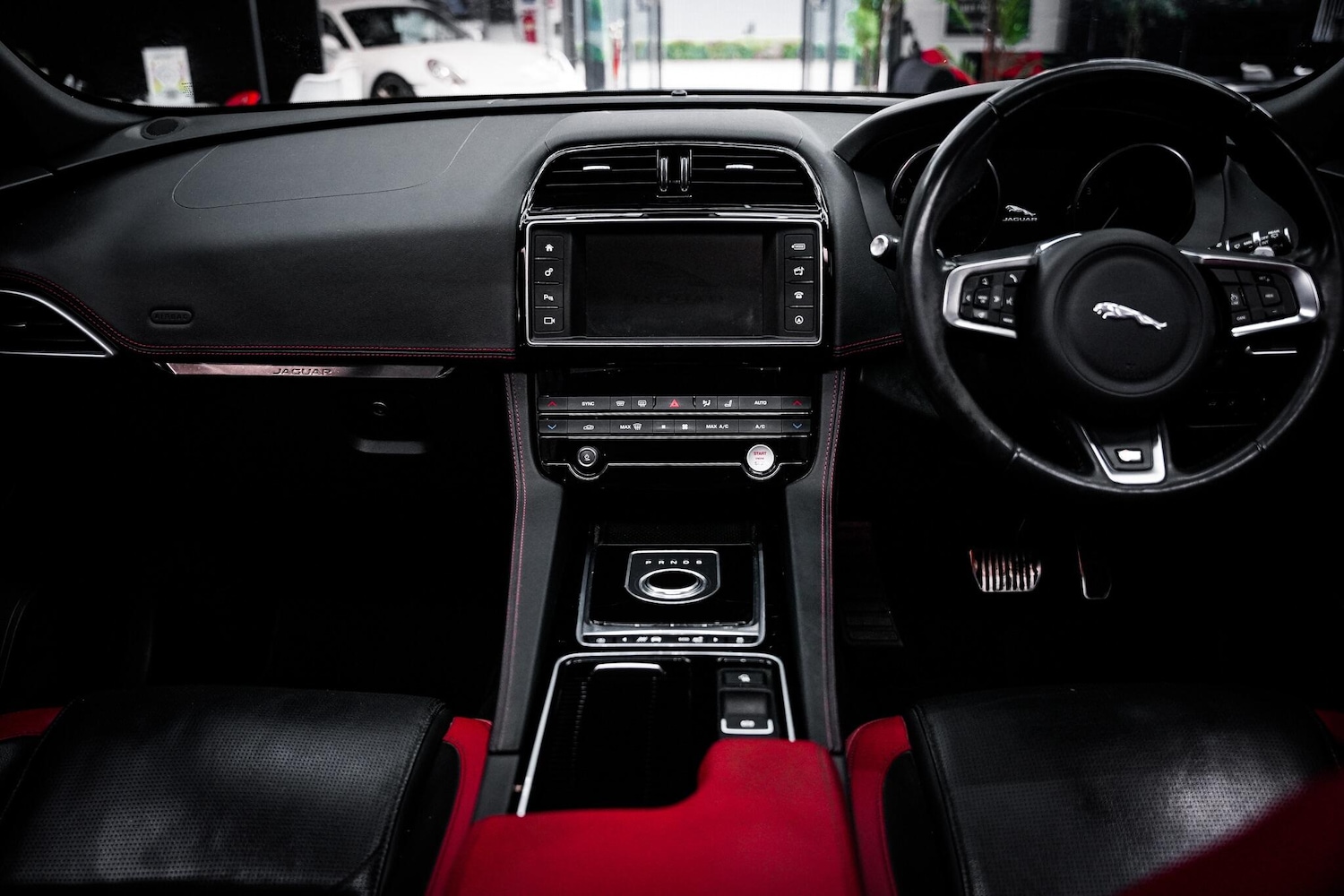 Used Jaguar F-Pace 2017 for sale - 77049748: Photo 21