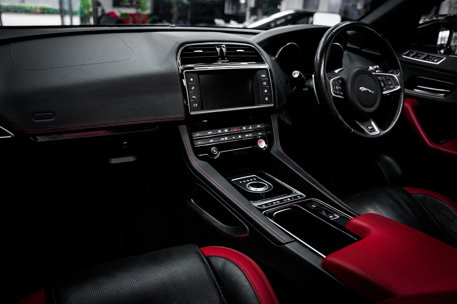 Used Jaguar F-Pace 2017 for sale - 77049748: Photo 22