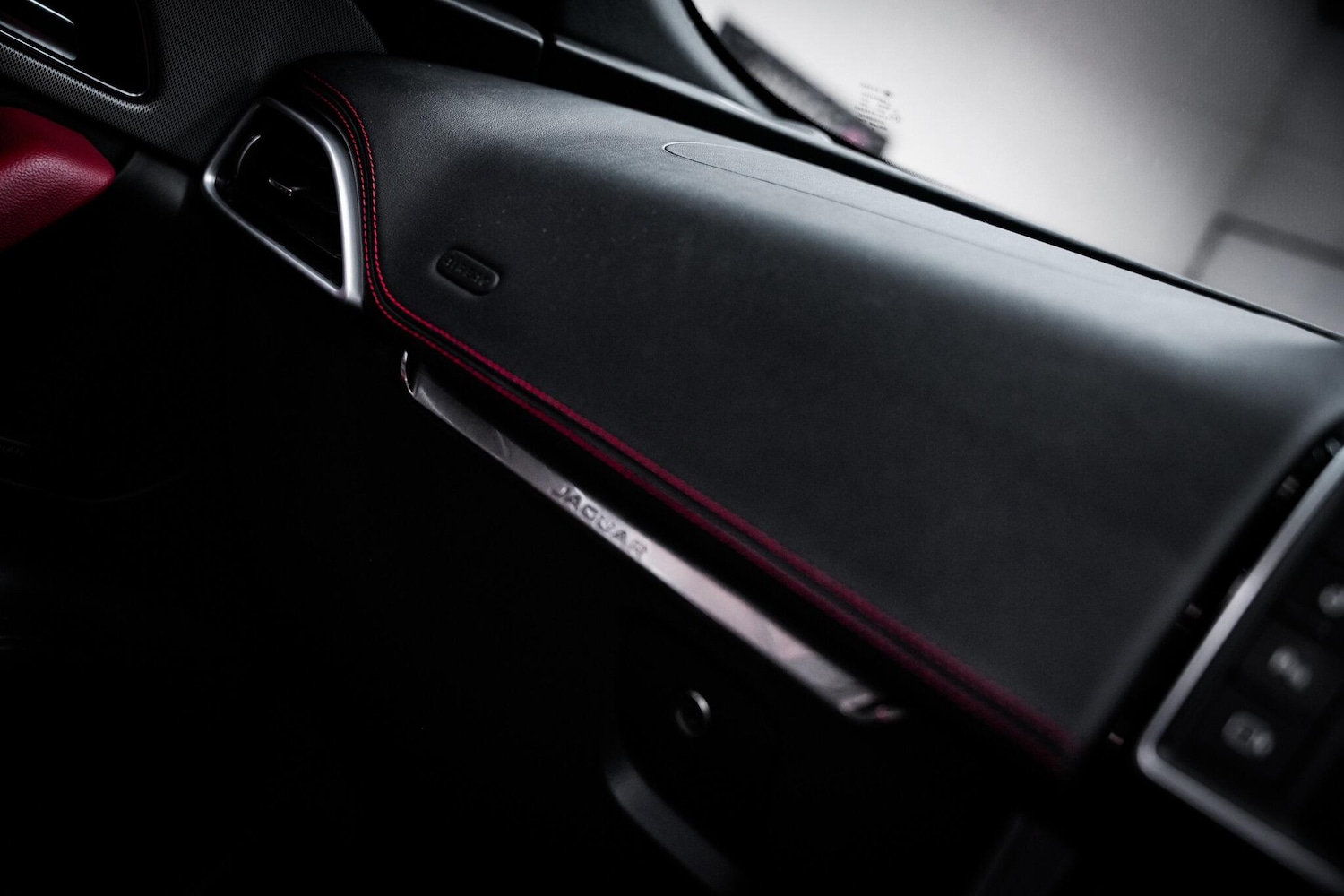 Used Jaguar F-Pace 2017 for sale - 77049748: Photo 43