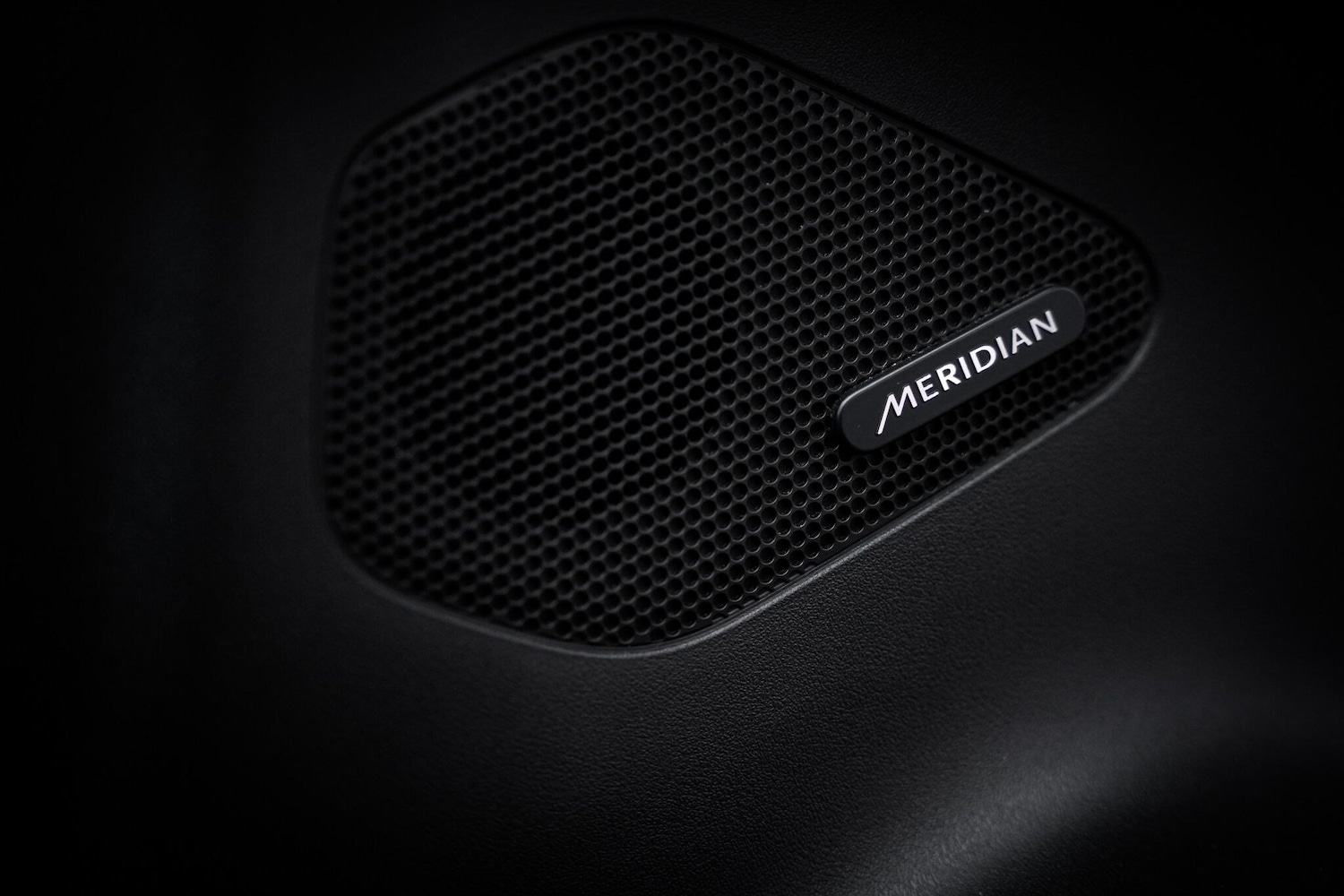 Used Jaguar F-Pace 2017 for sale - 77049748: Photo 45