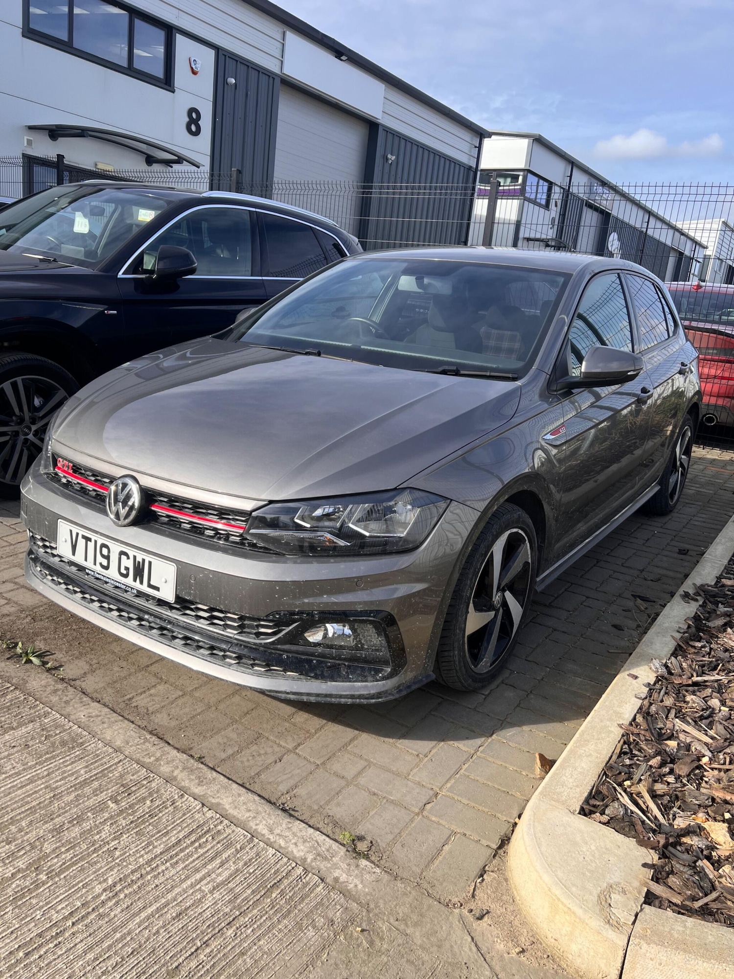 Used Volkswagen Polo 2019 for sale - 77738317: Photo 1