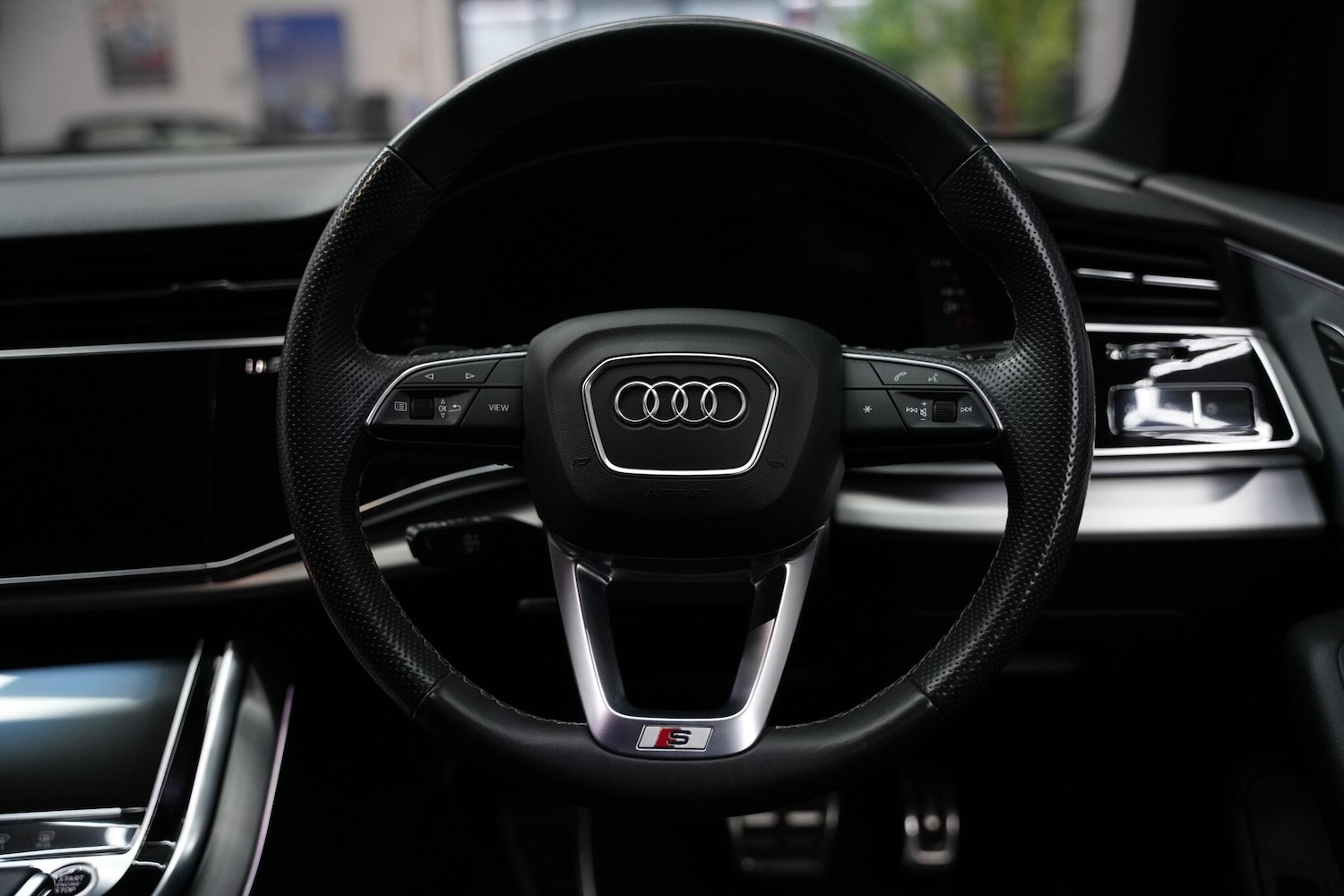 Used Audi Q8 2022 for sale - 76660457: Photo 19