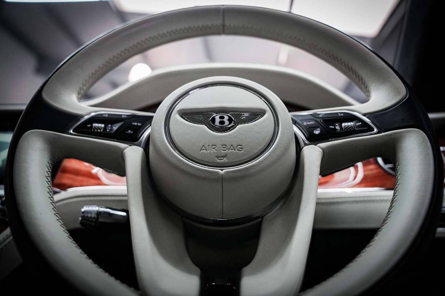 Used Bentley Continental 2019 for sale - 76660459: Photo 51