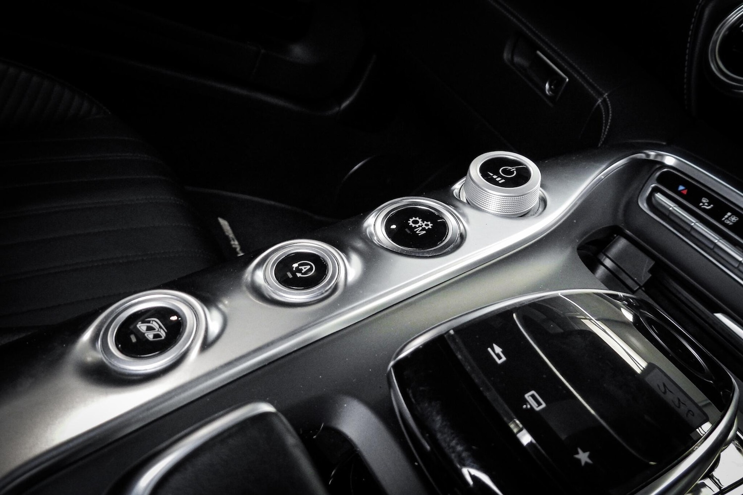 Used Mercedes-Benz AMG GT 2016 for sale - 76660410: Photo 37