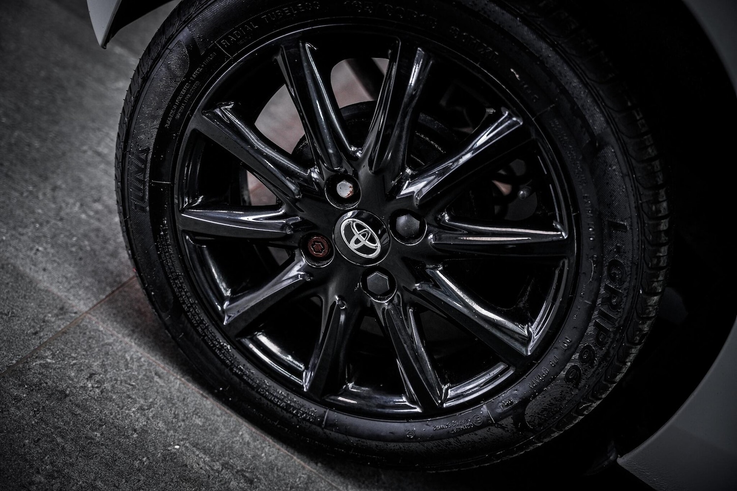 Used Toyota AYGO 2017 for sale - 76660489: Photo 27