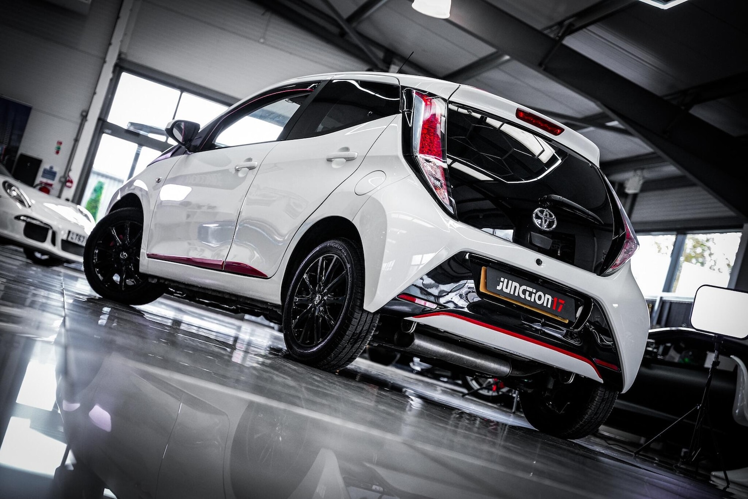 Used Toyota AYGO 2017 for sale - 76660489: Photo 8