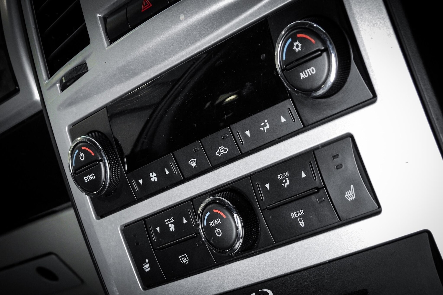 Used Chrysler Grand Voyager 2014 for sale - 76660482: Photo 31