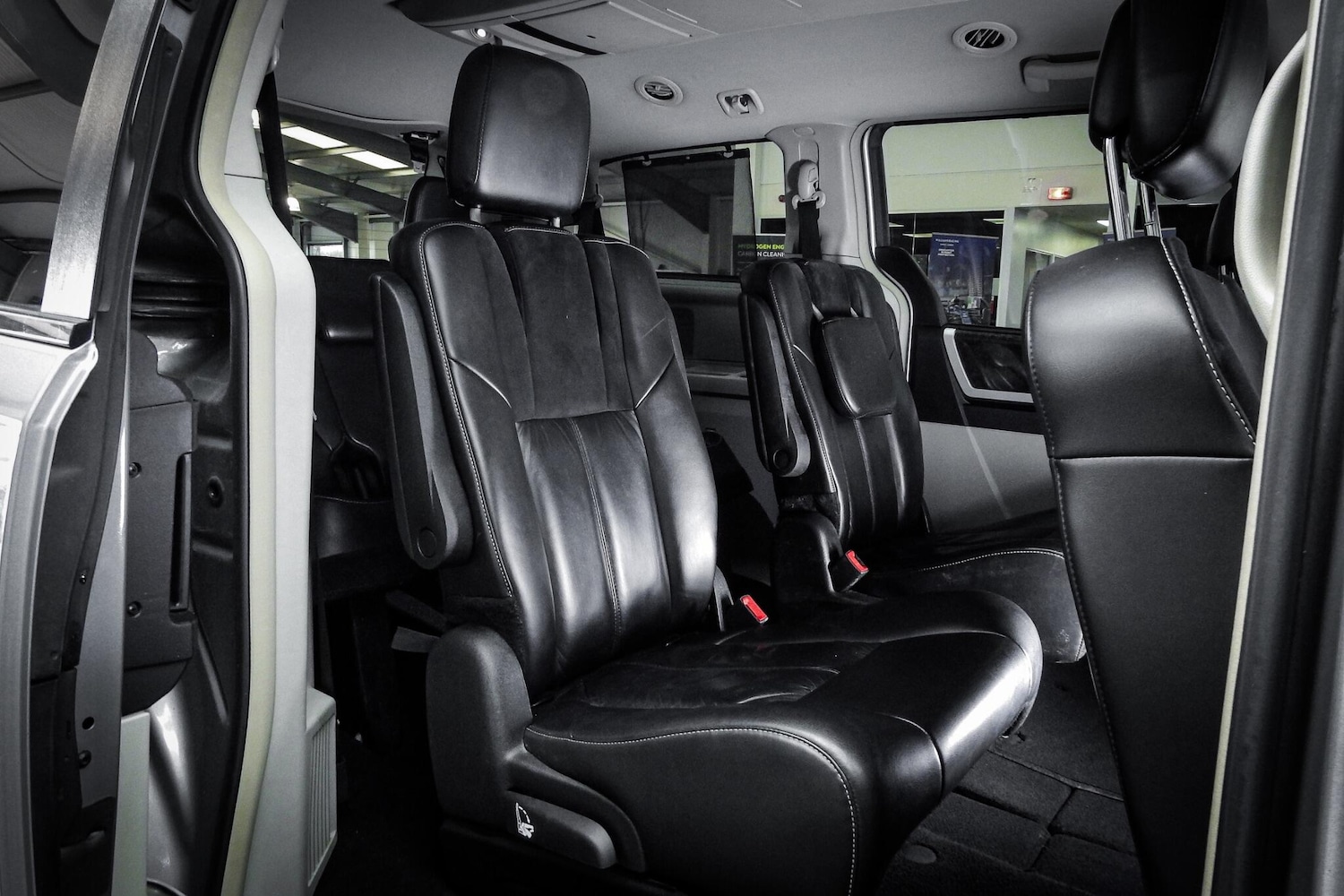 Used Chrysler Grand Voyager 2014 for sale - 76660482: Photo 37