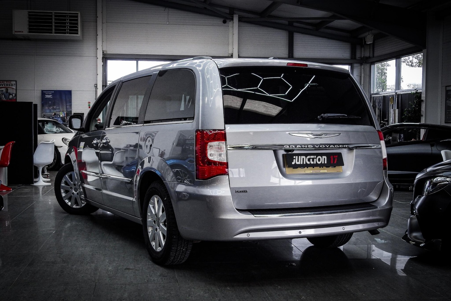 Used Chrysler Grand Voyager 2014 for sale - 76660482: Photo 4