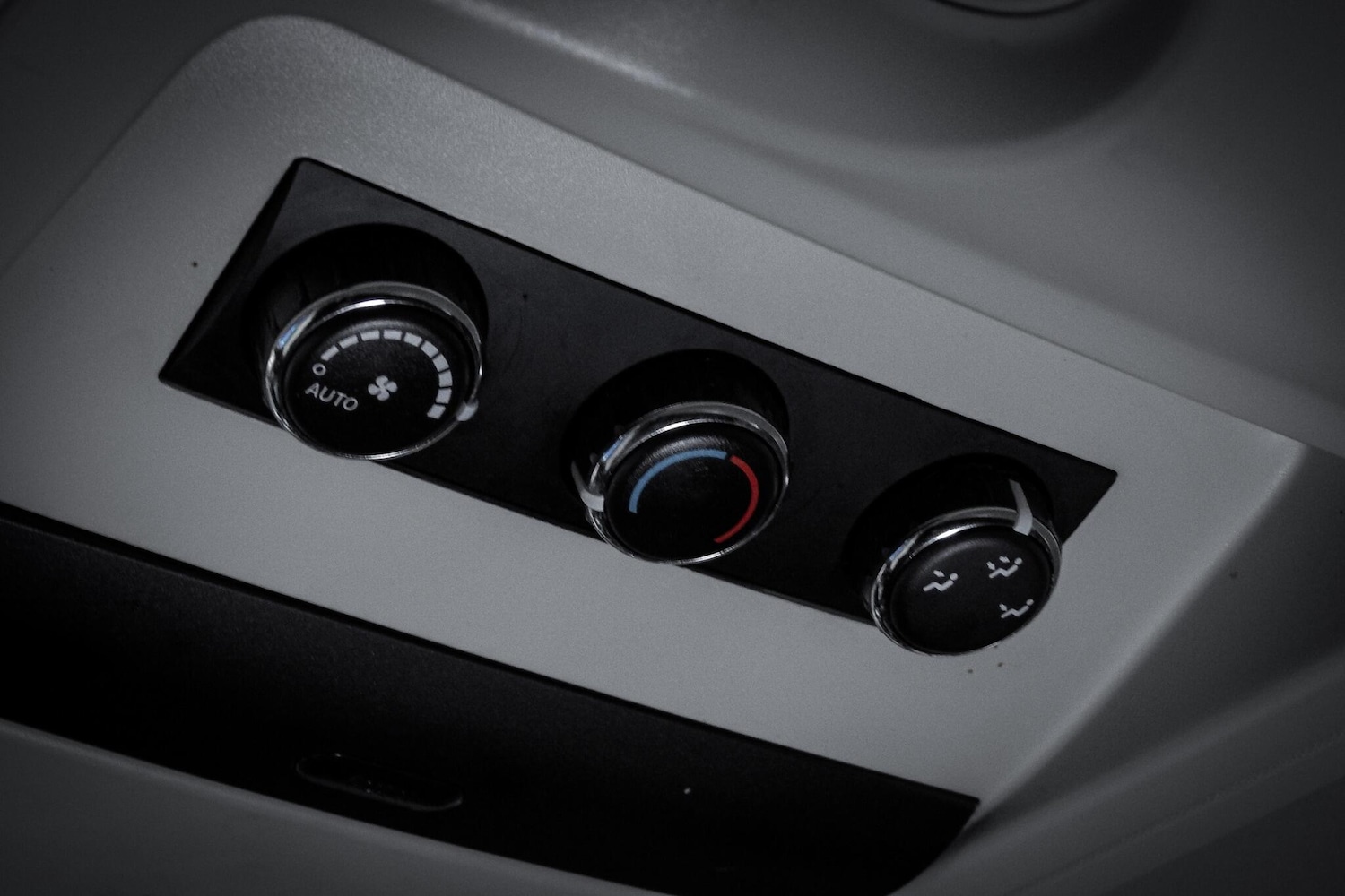 Used Chrysler Grand Voyager 2014 for sale - 76660482: Photo 42