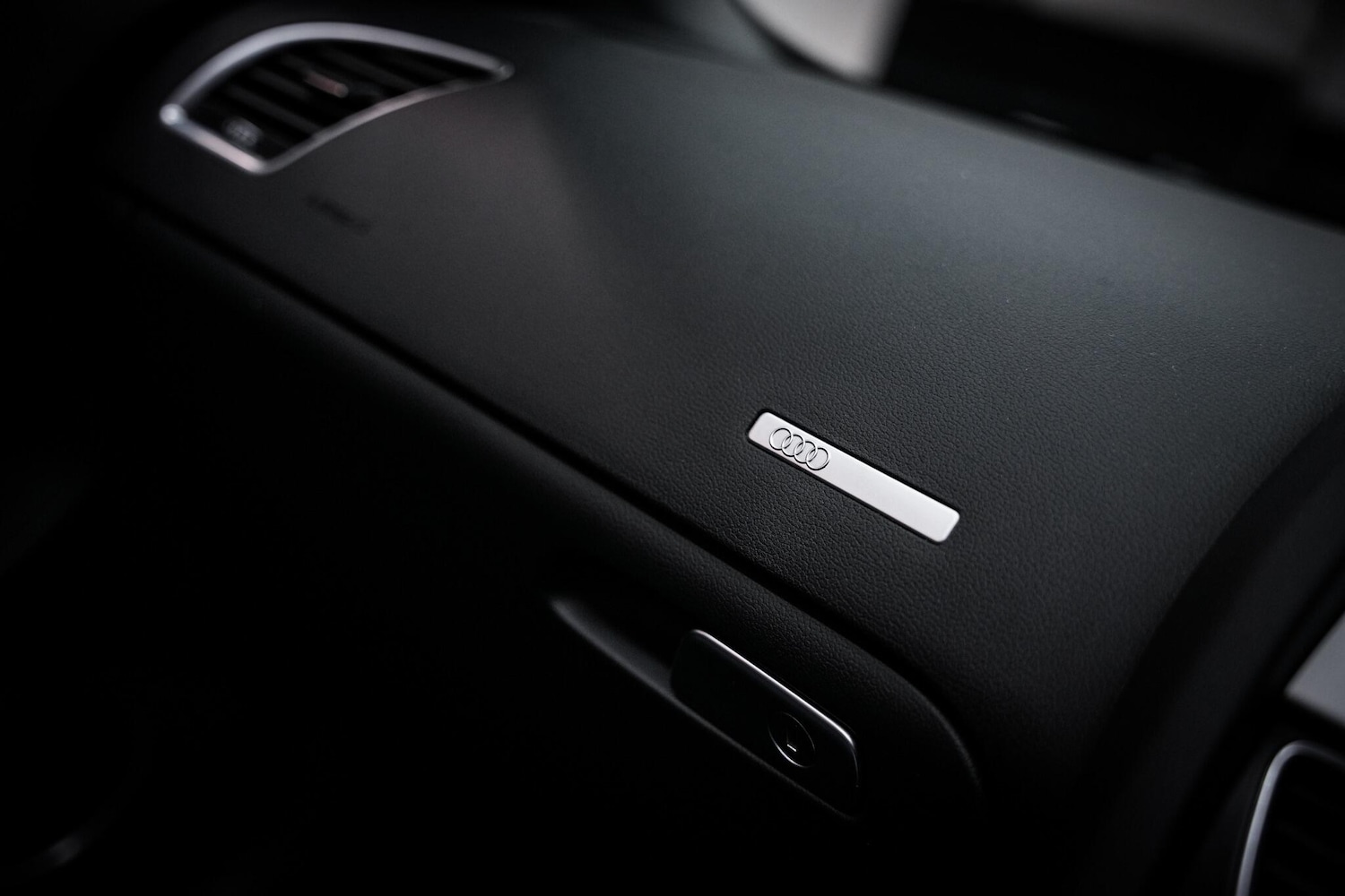 Used Audi A5 Cabriolet 2013 for sale - 76715385: Photo 41