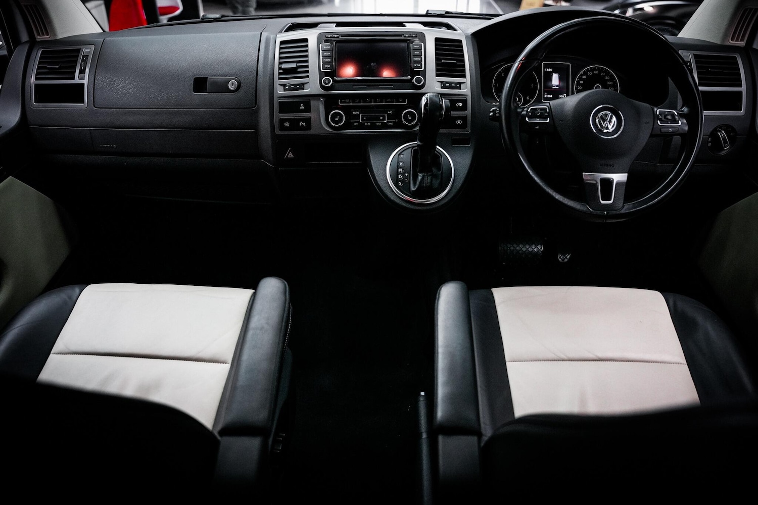 Used Volkswagen Caravelle 2015 for sale - 76660438: Photo 20