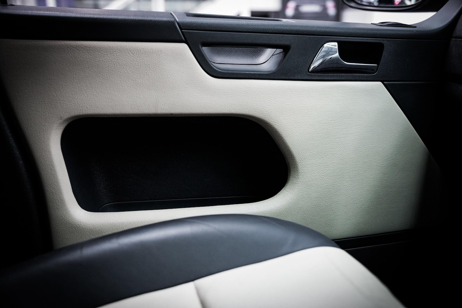 Used Volkswagen Caravelle 2015 for sale - 76660438: Photo 48