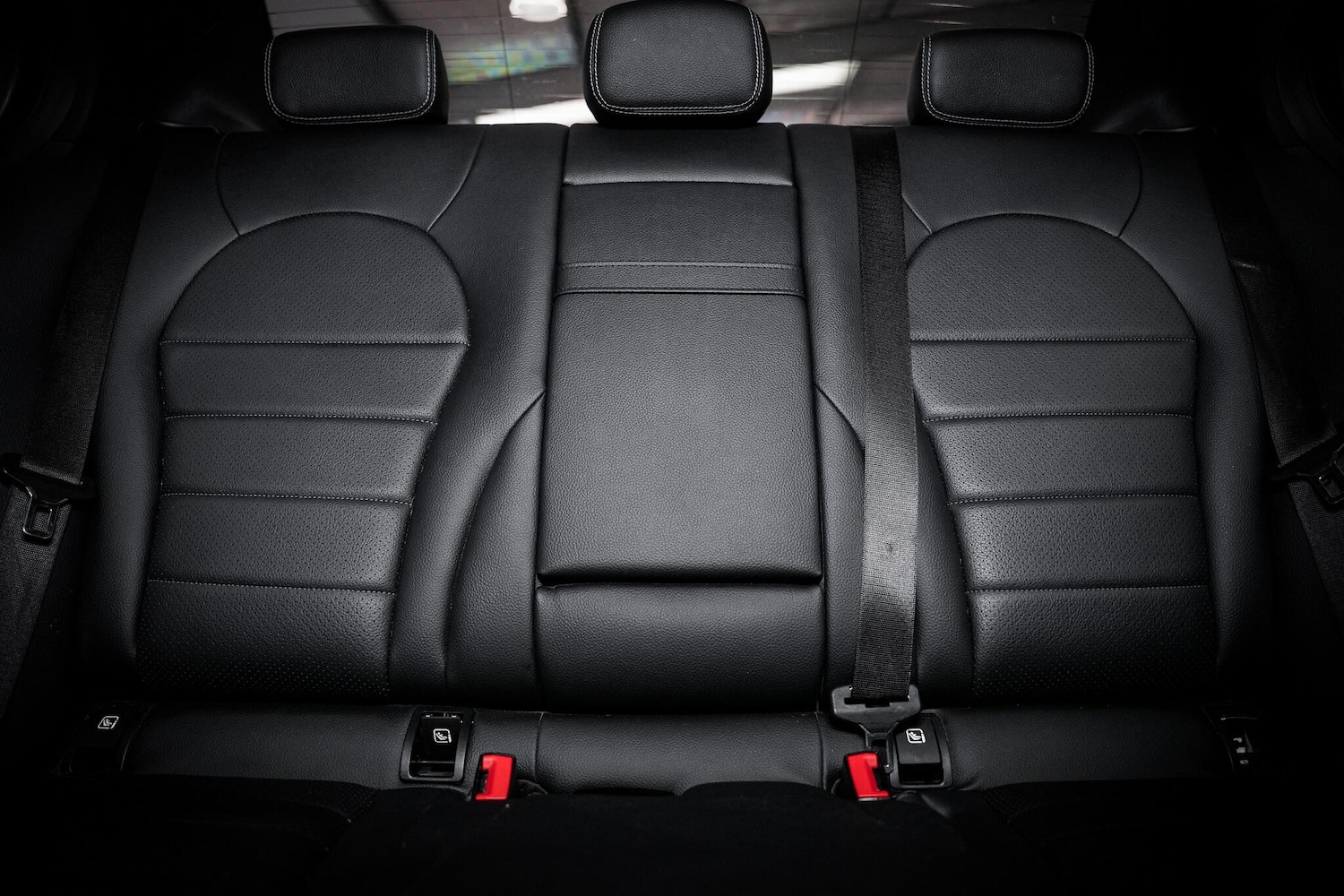 Used Mercedes-Benz C Class for sale - 77001142: Photo 23