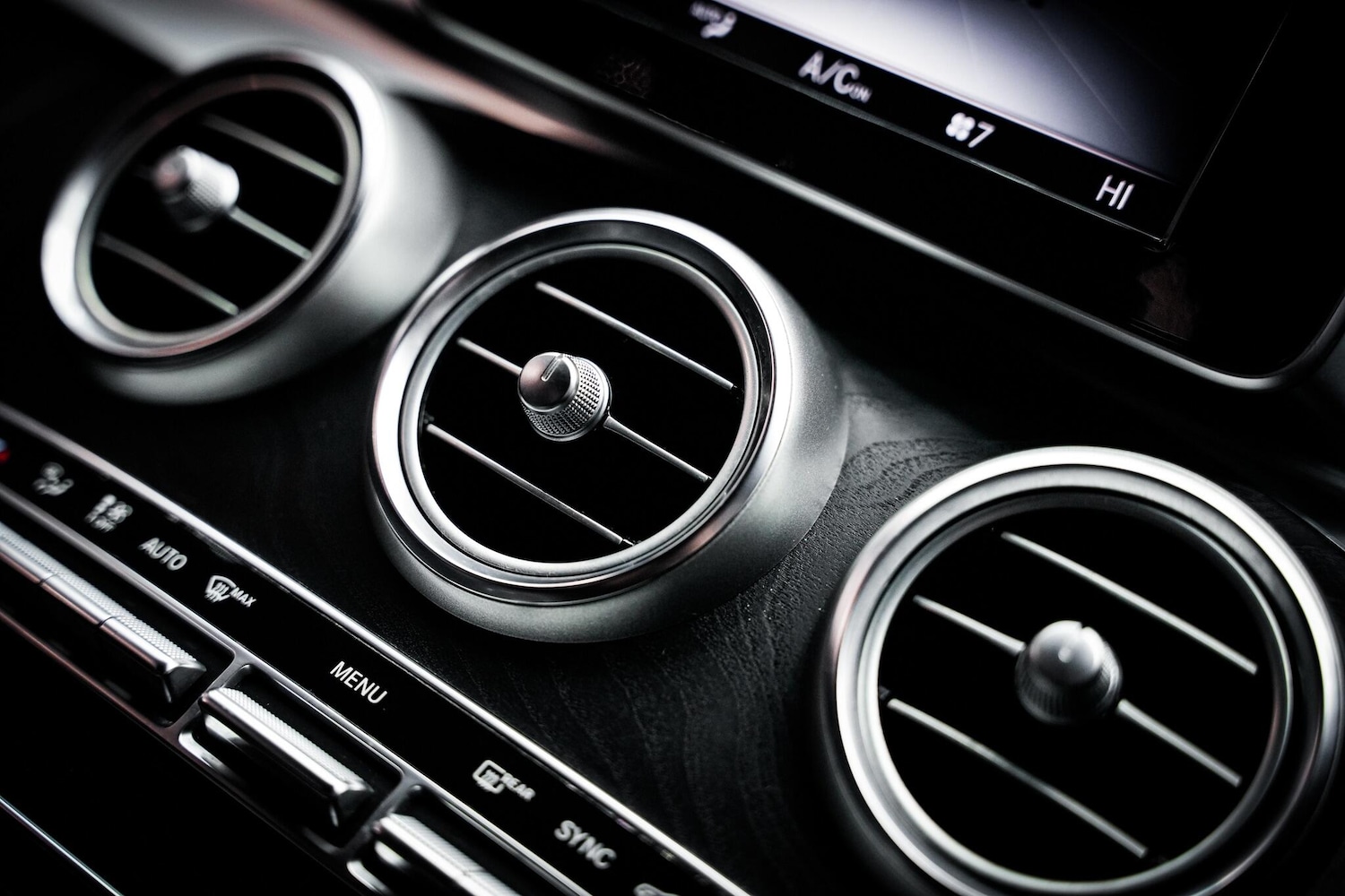 Used Mercedes-Benz C Class for sale - 77001142: Photo 40