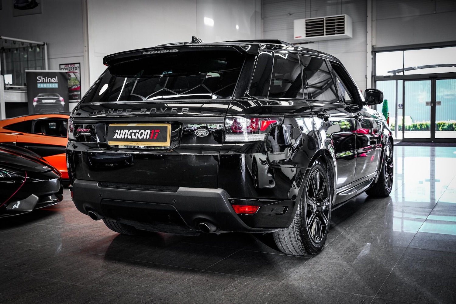 Used Land Rover Range Rover Sport 2017 for sale - 76660440: Photo 16