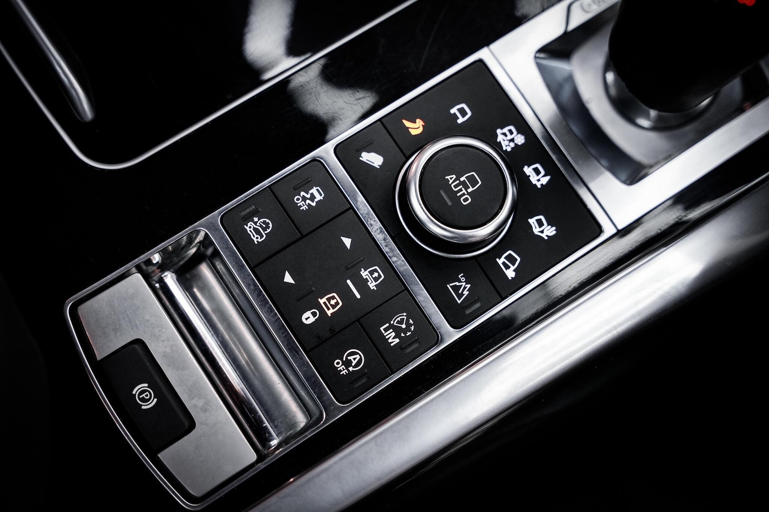 Used Land Rover Range Rover Sport 2017 for sale - 76660440: Photo 40