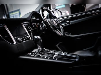Used Porsche Macan 2017 for sale - 79328864: Photo