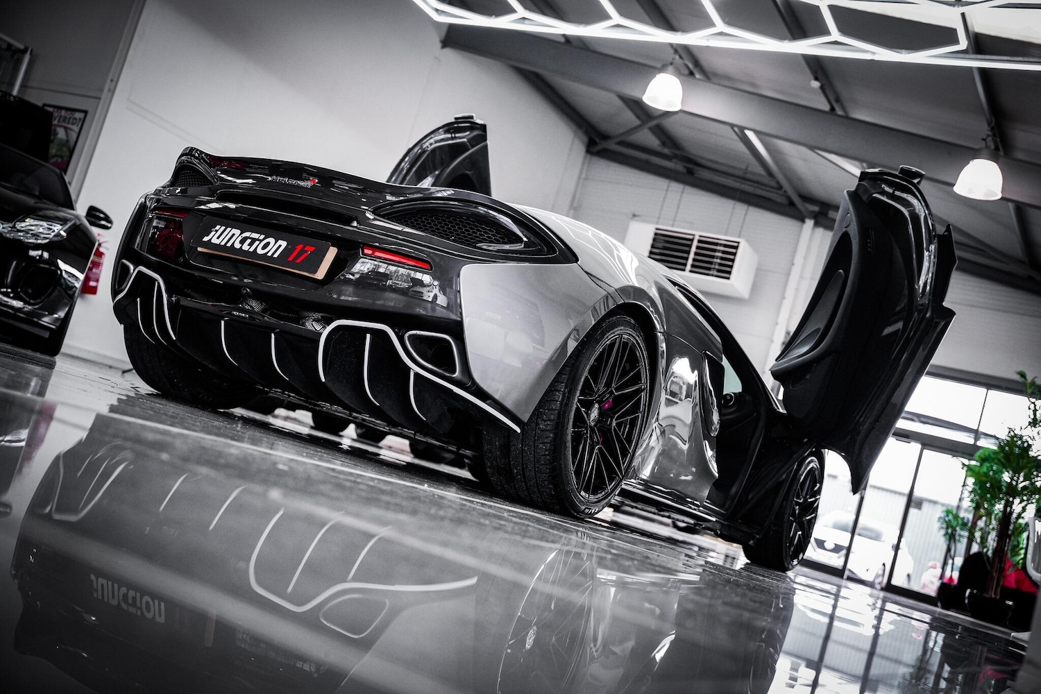 Used McLaren 570S 2017 for sale - 77587191: Photo 11