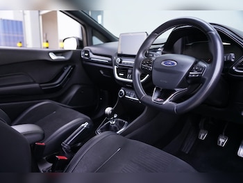 Used Ford Fiesta 2018 for sale - 79000003: Photo