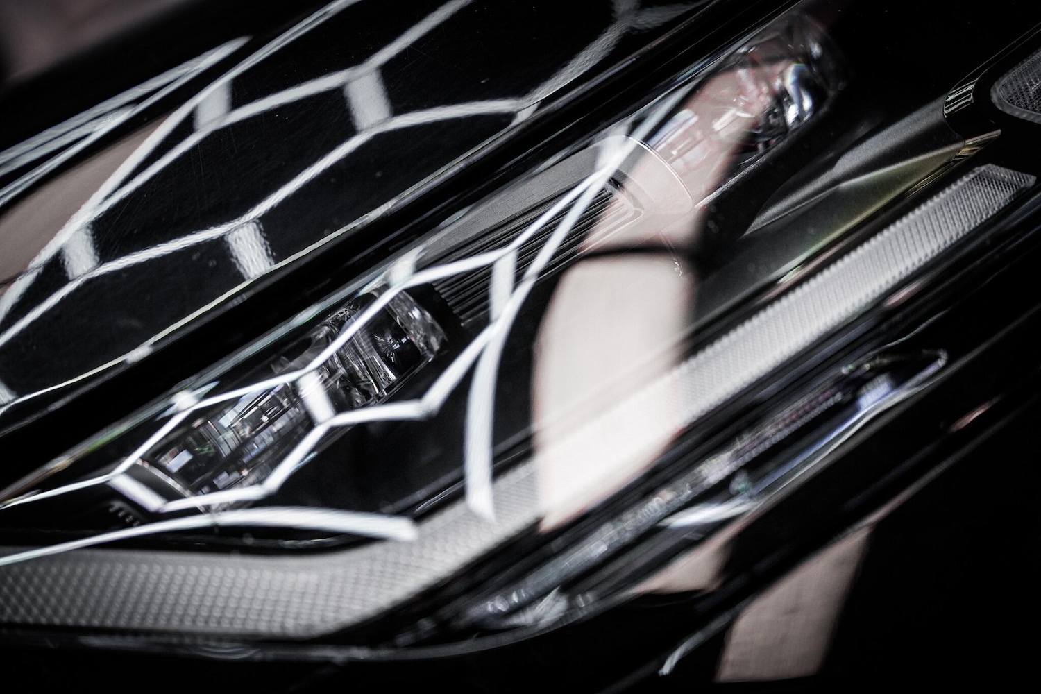 Used Land Rover Range Rover Velar 2018 for sale - 76701099: Photo 35