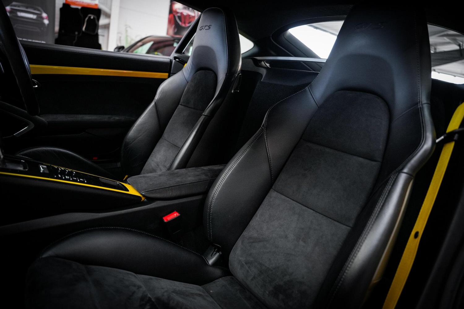 Used Porsche Cayman 2015 for sale - 76689115: Photo 24