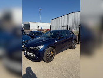 Used Alfa Romeo Stelvio 2018 for sale - 77957303: Photo