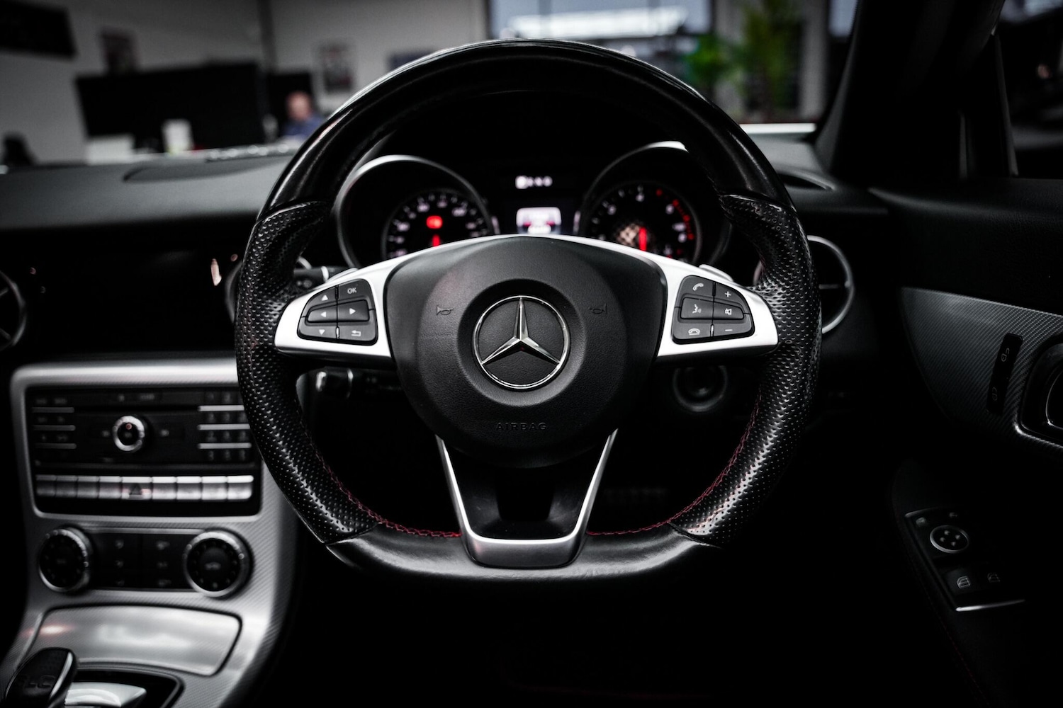 Used Mercedes-Benz SLC 2017 for sale - 76953434: Photo 19