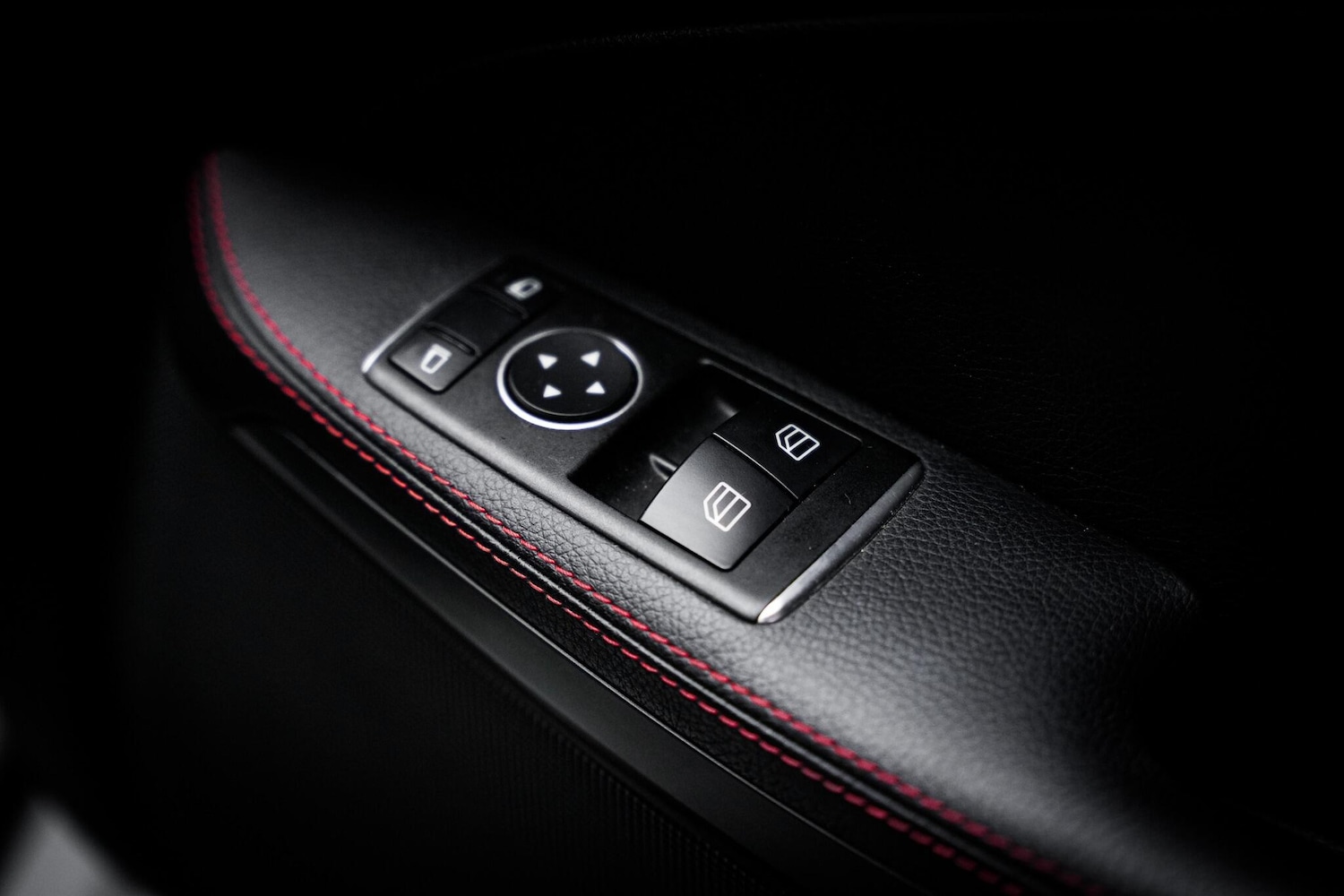 Used Mercedes-Benz SLC 2017 for sale - 76953434: Photo 47