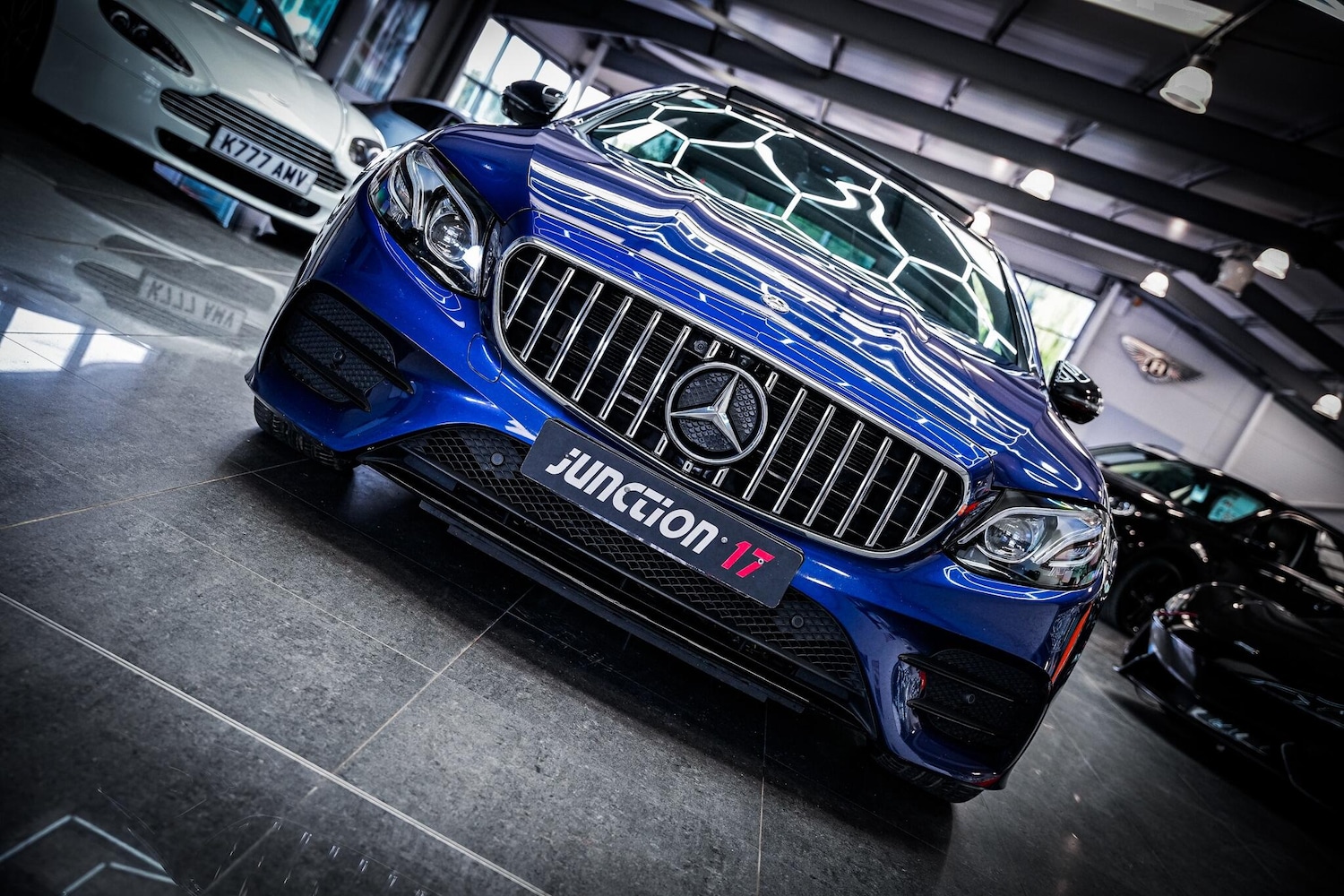 Used Mercedes-Benz E Class 2019 for sale - 76660497: Photo 3