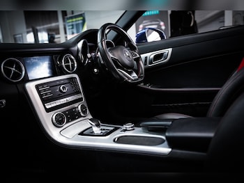 Used Mercedes-Benz SLC 2017 for sale - 78969309: Photo