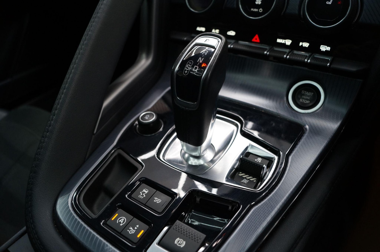 Used Jaguar F-Type 2019 for sale - 76660404: Photo 18