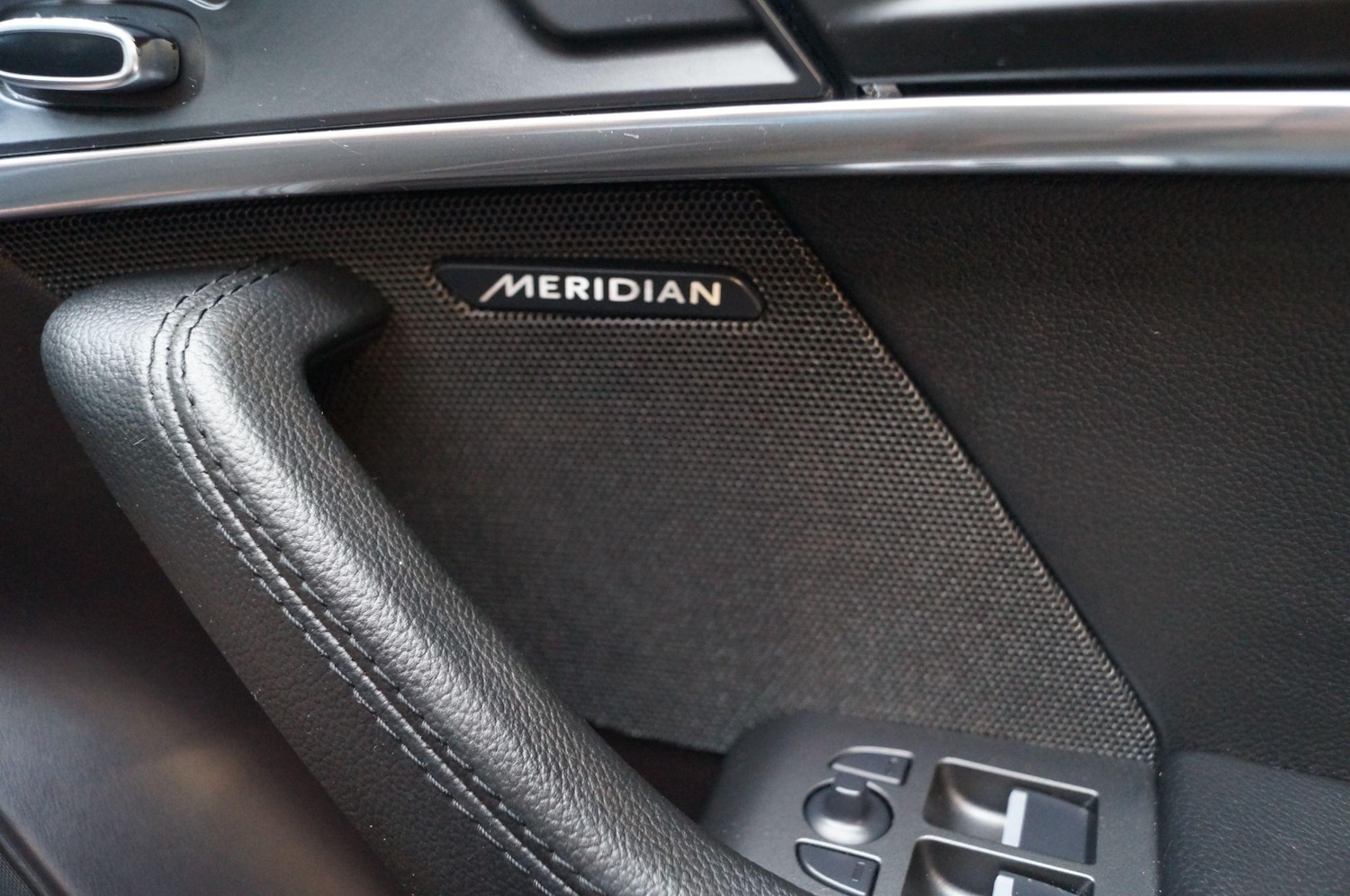 Used Jaguar F-Type 2019 for sale - 76660404: Photo 23