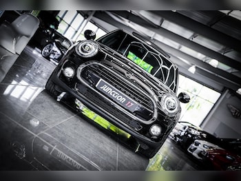 Used MINI Hatch 2018 for sale - 78335338: Photo