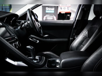 Used Jaguar E-Pace 2018 for sale - 78291280: Photo