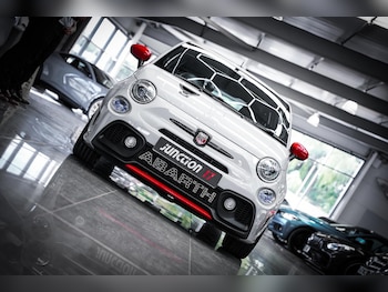 Used Abarth 595 2020 for sale - 79168987: Photo