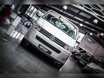 Used Volkswagen Caravelle 2015 for sale - 78834265: Photo