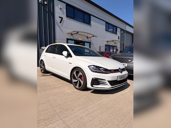 Used Volkswagen Golf 2018 for sale - 78348360: Photo