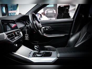 Used BMW 3 Series 2021 for sale - 78260782: Photo