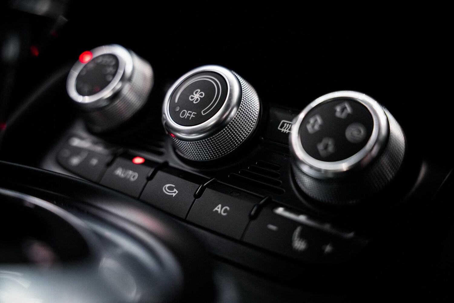 Used Audi R8 2012 for sale - 77722777: Photo 48