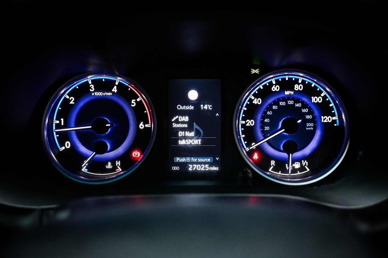 Used Toyota Hilux 2020 for sale - 76989151: Photo 19