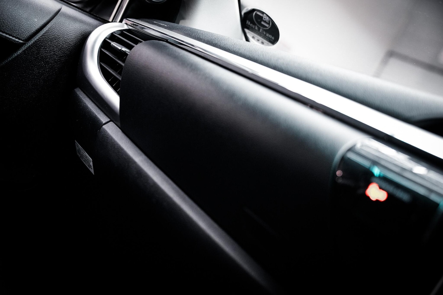 Used Toyota Hilux 2020 for sale - 76989151: Photo 46