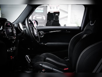 Used MINI Hatch 2018 for sale - 78461681: Photo