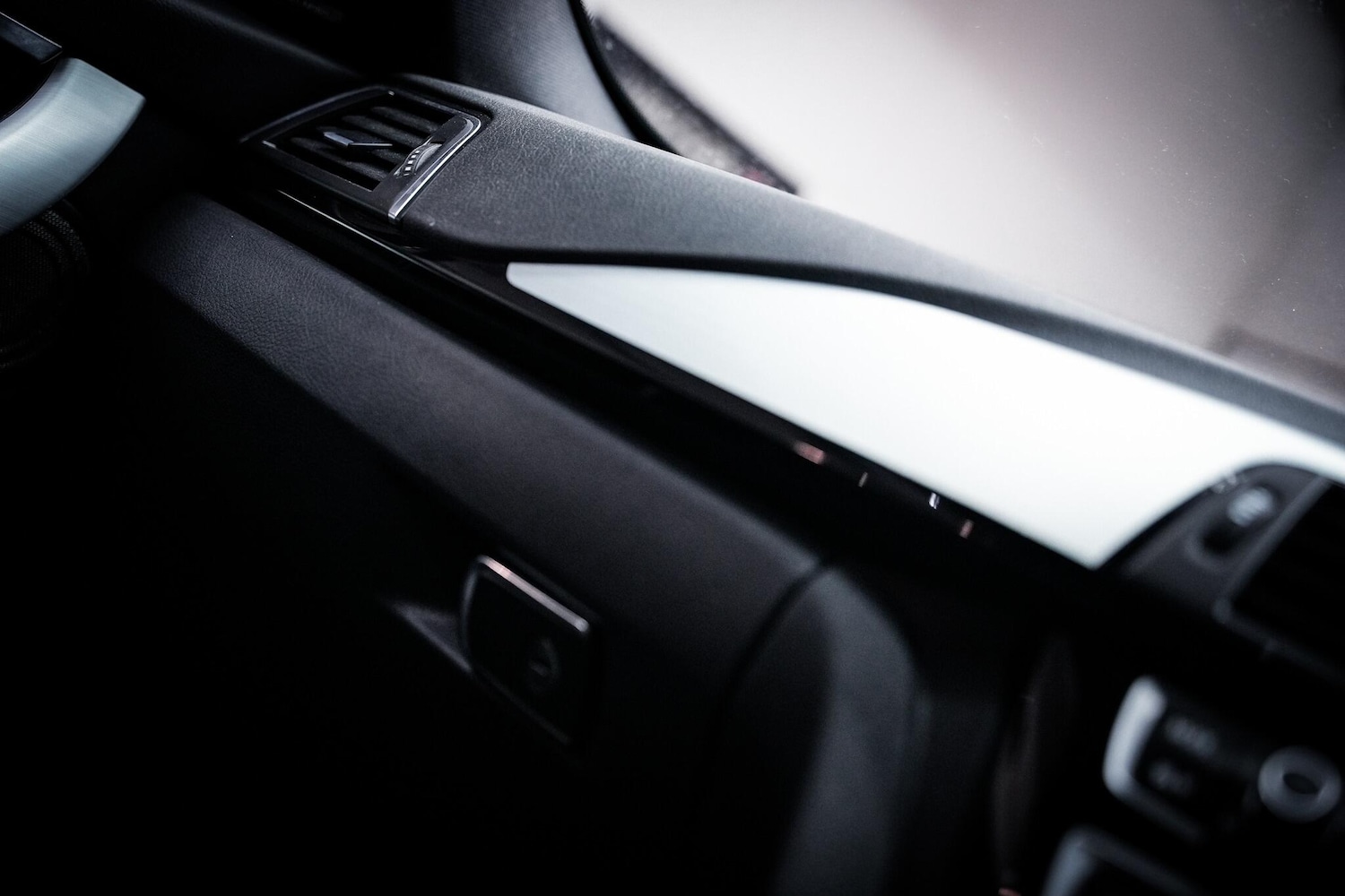 Used BMW 3 Series 2017 for sale - 77057568: Photo 44