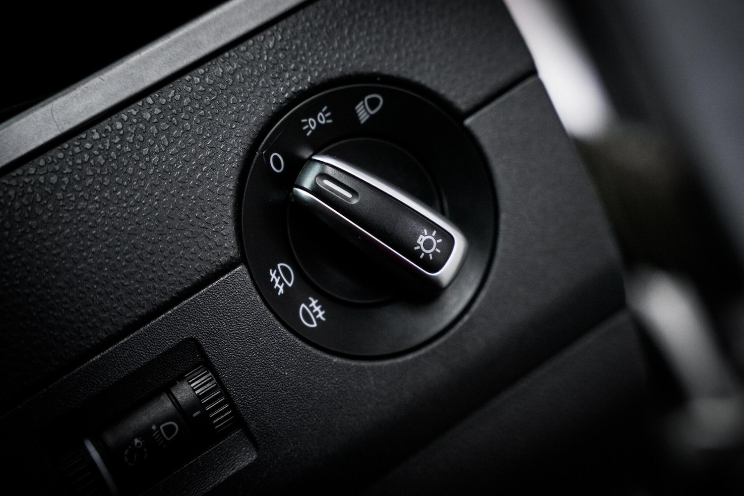 Used Volkswagen Caravelle 2015 for sale - 77175213: Photo 43