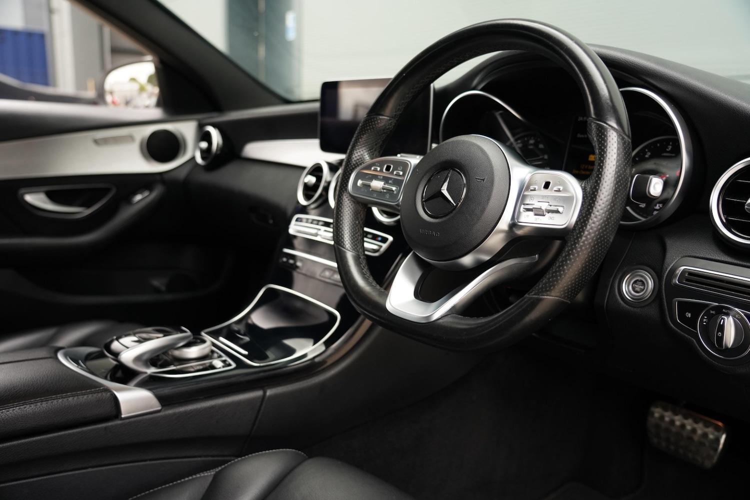 Used Mercedes-Benz C Class 2019 for sale - 76660461: Photo 13