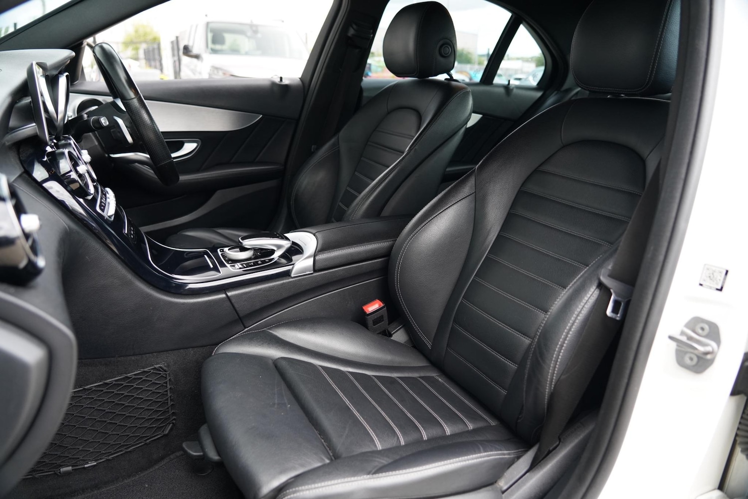 Used Mercedes-Benz C Class 2019 for sale - 76660461: Photo 16