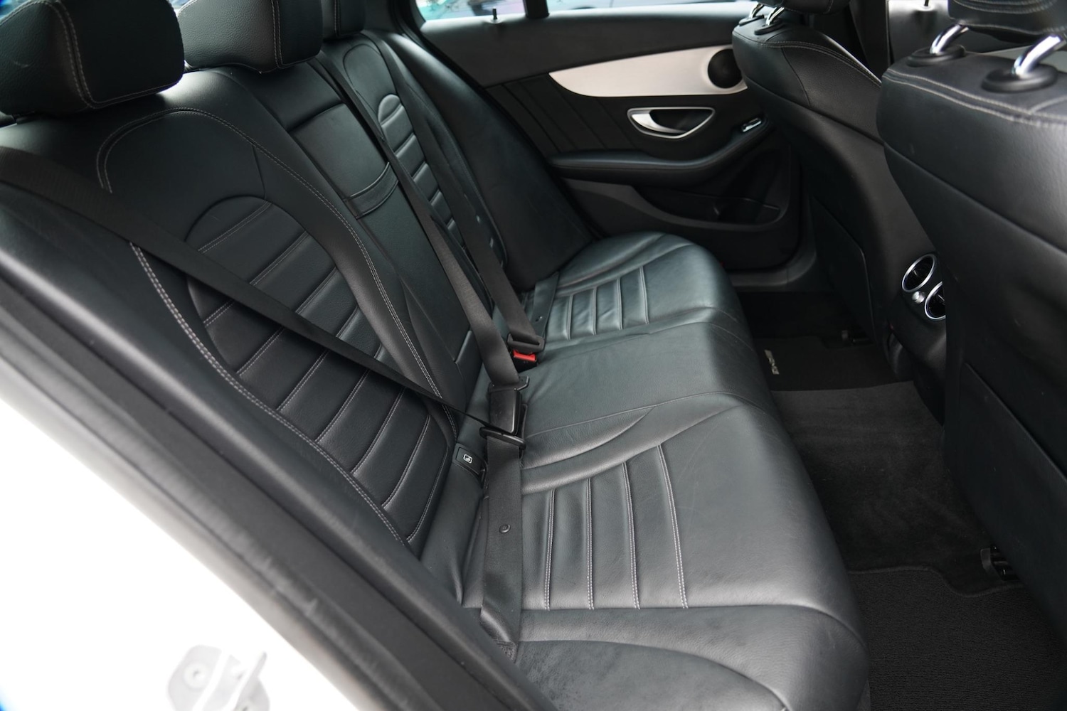 Used Mercedes-Benz C Class 2019 for sale - 76660461: Photo 17